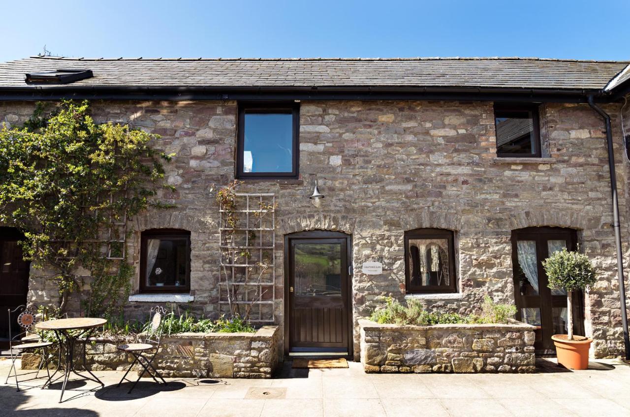 Neuadd B&B Suites Crickhowell Exterior foto